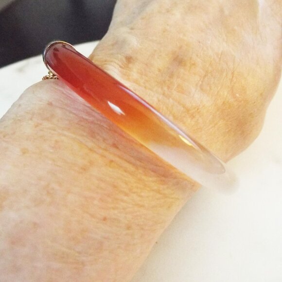 *RARE* 18KGF THREE COLORS (RUST, WHITE & GREEN) OF GRADE A JADEITE JADE BANGLE D - Picture 5 of 5